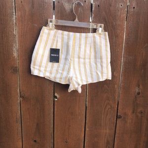Women’s striped shorts